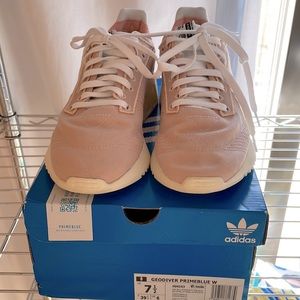 Adidas Geodiver primeblue women’s size 7.5 sneaker,running shoes,everyday shoe